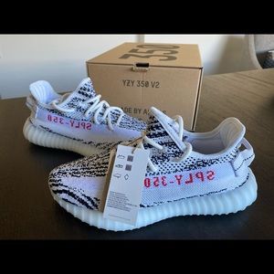 Yeezy Boost 350 V2 - Zebra